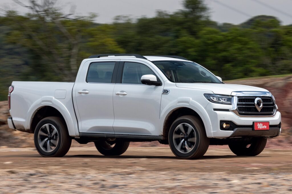 GWM Poer P30 x Mitsubishi Triton: qual picape vale mais?