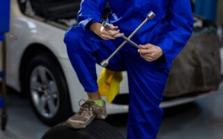 5 macacos hidráulicos tipo garrafa para trocar pneus sem esforço